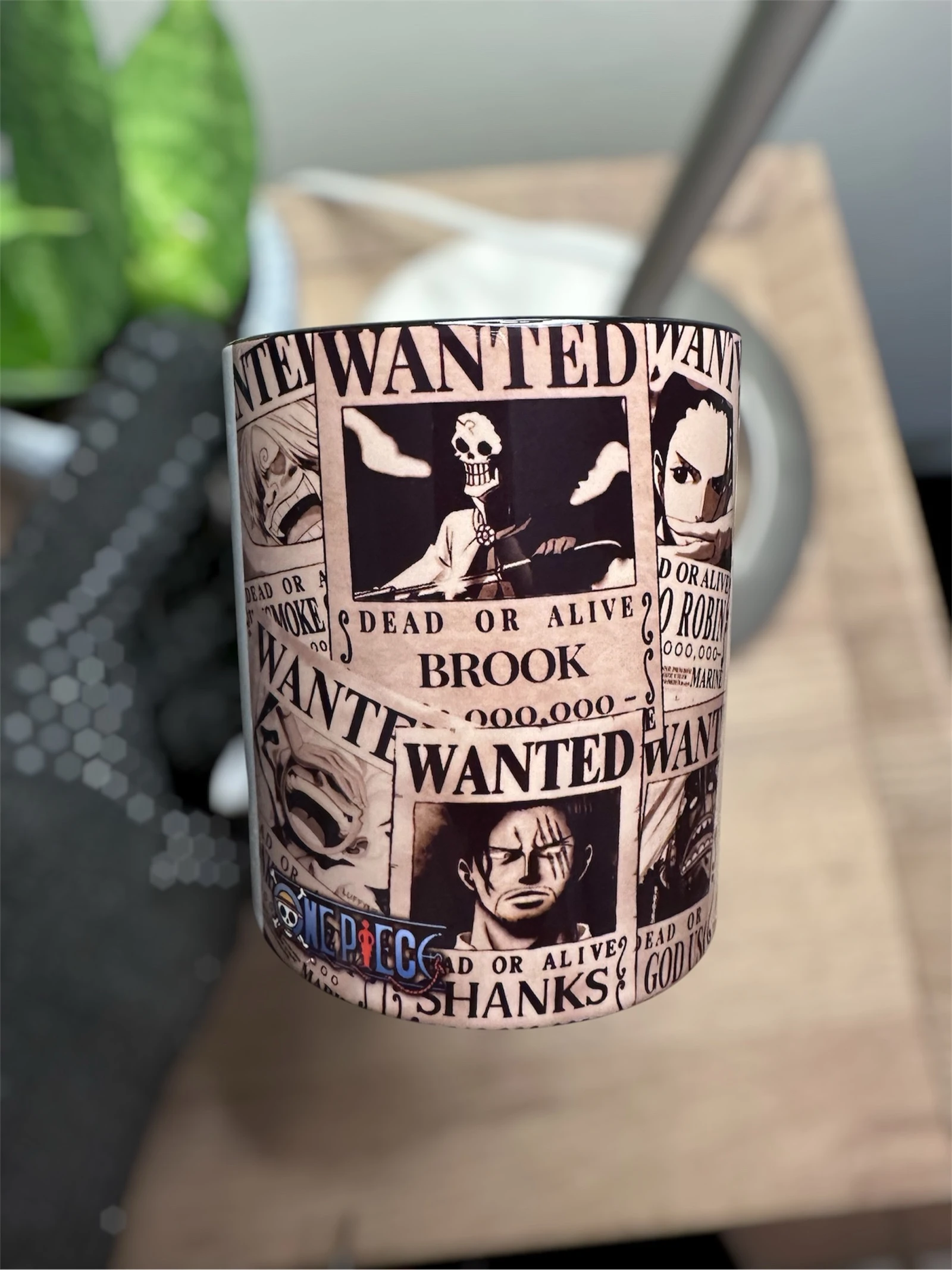 Caneca One Piece Wanted Posters